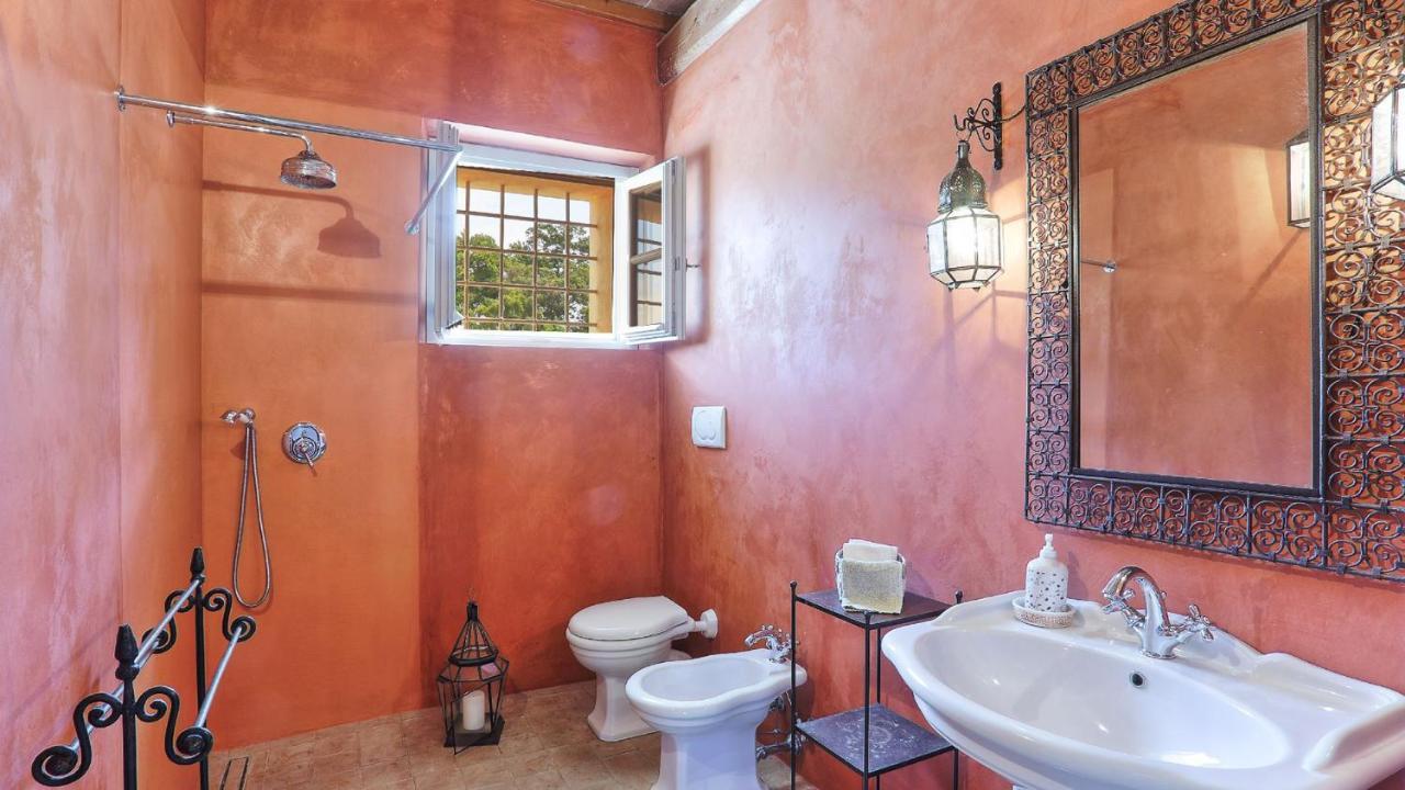 Villa Il Meluccio 12&2, Emma Villas Castellina Marittima Kültér fotó
