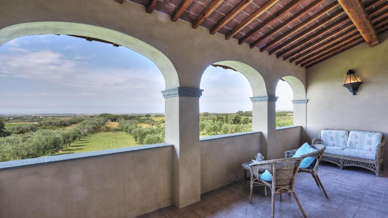Villa Il Meluccio 12&2, Emma Villas Castellina Marittima Kültér fotó