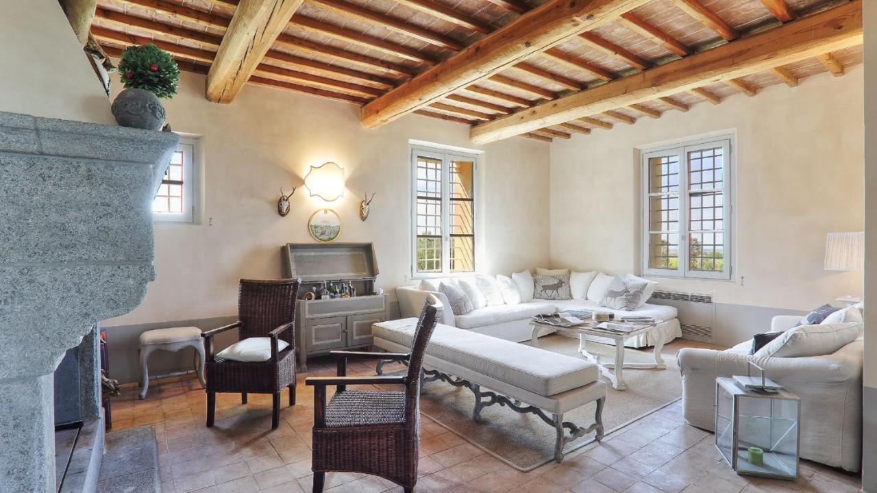 Villa Il Meluccio 12&2, Emma Villas Castellina Marittima Kültér fotó